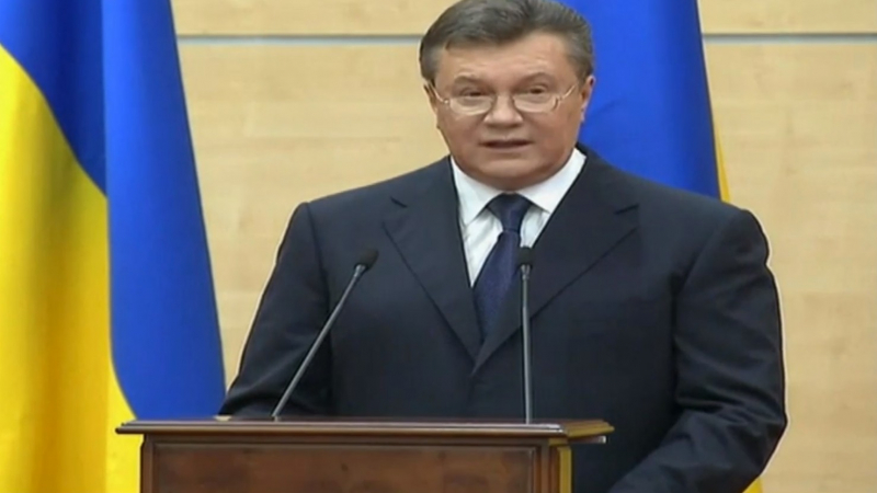 На живо с картина в БЛИЦ: Янукович доказва, че не е мъртъв (ВИДЕО)