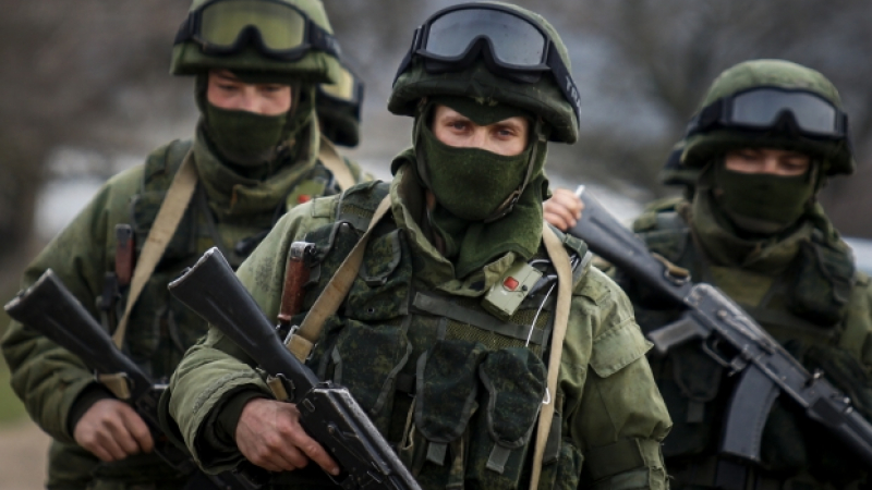 Украйна остана без армия в Крим, завзет е и последния разузнавателен пост