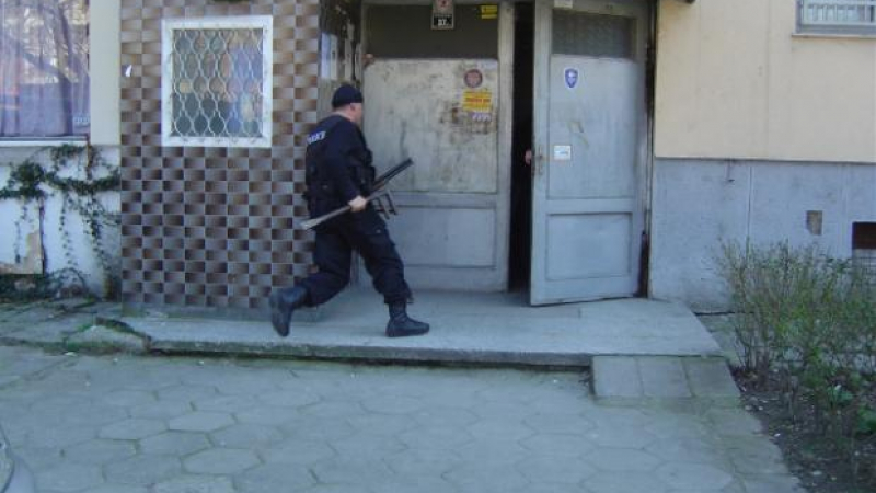 3 години преди Лясковец: Стоян плашеше с взрив, съседи го изселиха