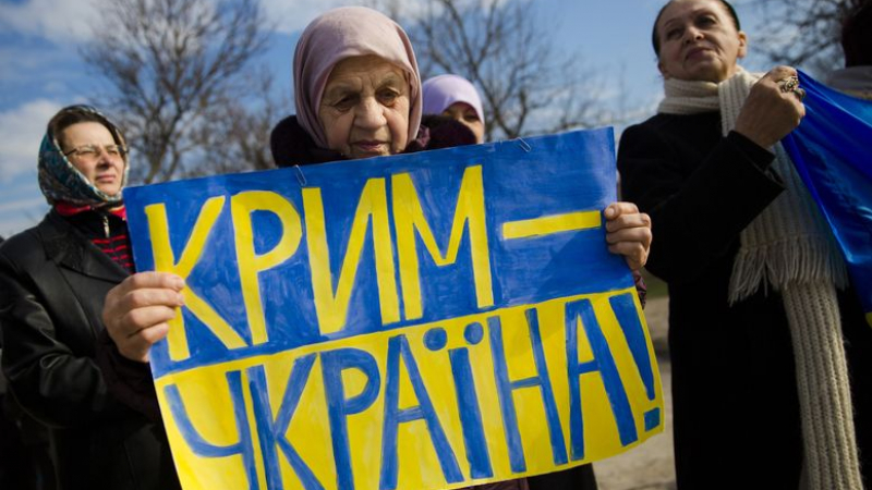 Великобритания смята, че Крим е неизменна украинска територия  
