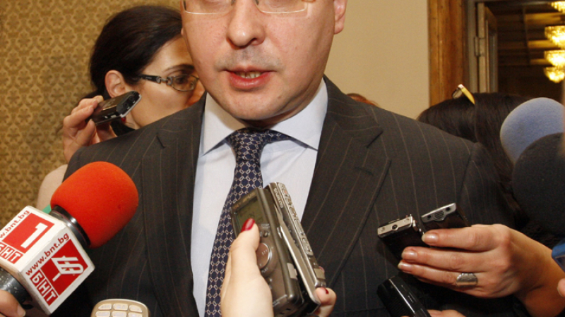 Станишев обясни каква декларация за Украйна ще се приема утре в парламента