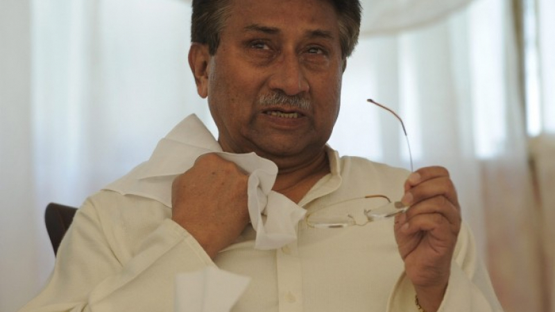 Первез Мушараф оцеля при атентат