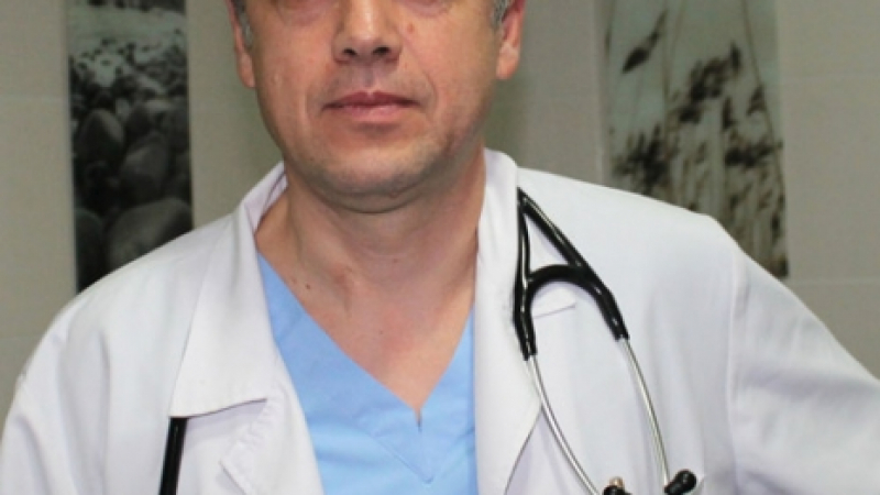 Д-р Емил Димитров: Остеопорозата напада жените в менопауза