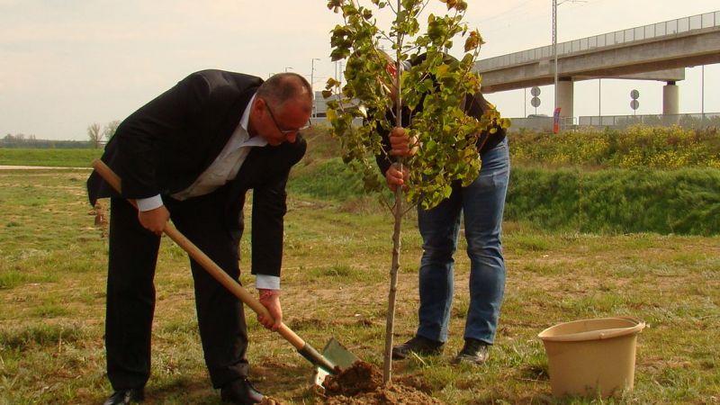 Станишев: Дунав мост 2 ще дава приходи от над 1 млн. лева