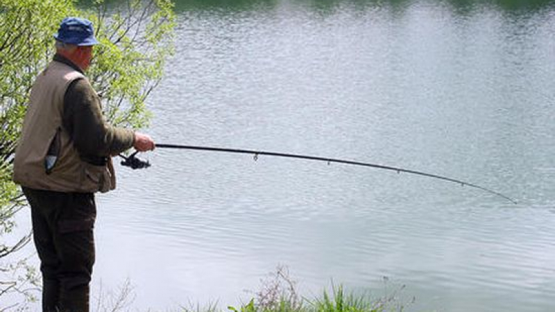 Забраняват риболова от 14 април за 40 дни 