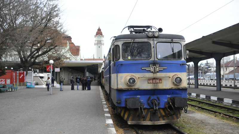 Пускат 139 влака с допълнителни вагони за Великден 