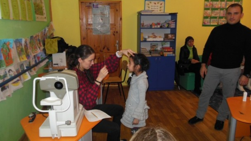 Безплатни очни прегледи да деца от 4 до 12-годишна възраст