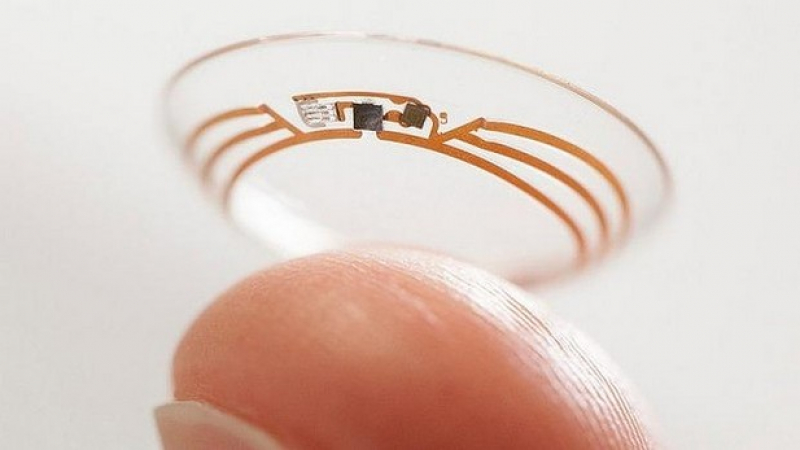 Google ще патентова контактни лещи с камера