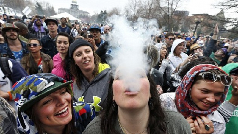 Туристически бум регистрират в Денвър заради легалната марихуана