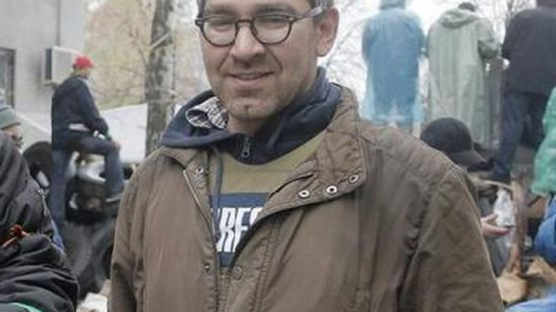 Журналистът Островски, който беше отвлечен в Славянск: Малтретираха ме!