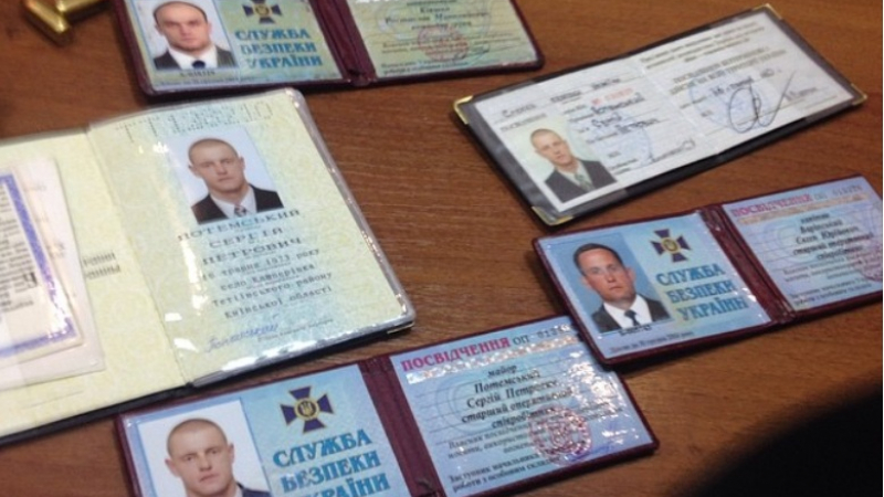Опълченците в Славянск заловиха трима офицери от спецчастите &quot;Алфа&quot; (ВИДЕО)