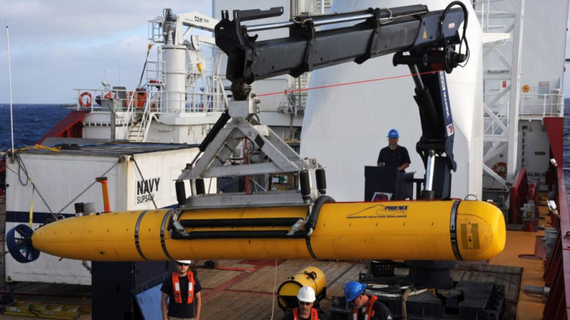 Засилват подводното търсене на малайзийския Боинг  