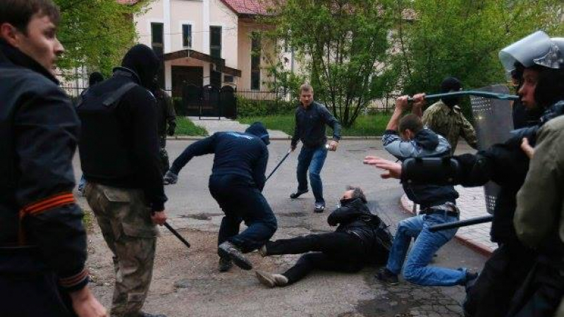 Милицията освободи 7 заложници в Донецк