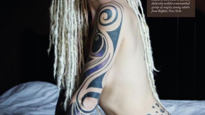Силно татуирани моделки заголиха плът (СНИМКИ)  