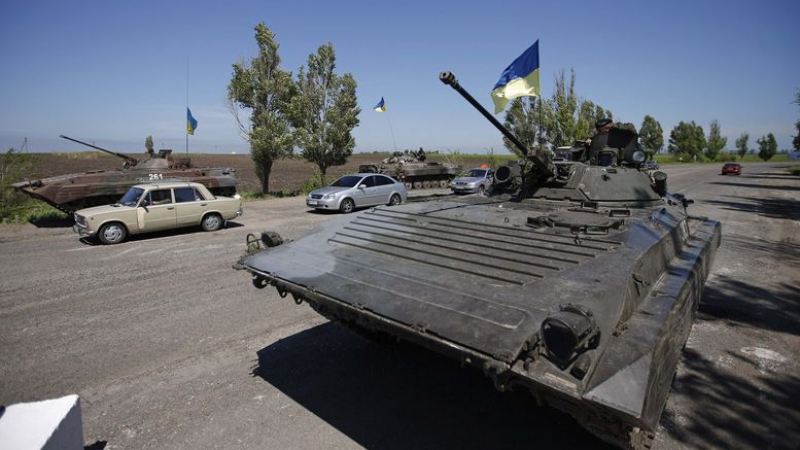 Бронирана техника на ВС на Украйна нахлу в Солнцево до Краматорск 