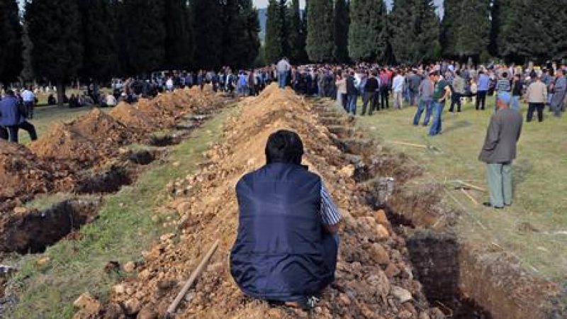 292-ма станаха официално загиналите в Турция
