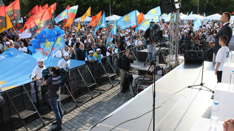 Бареков пред парламента: Да изметем политическата олигархия оттук!
