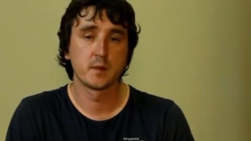 Силоваци принудиха руски журналист да говори пред камера (ВИДЕО)