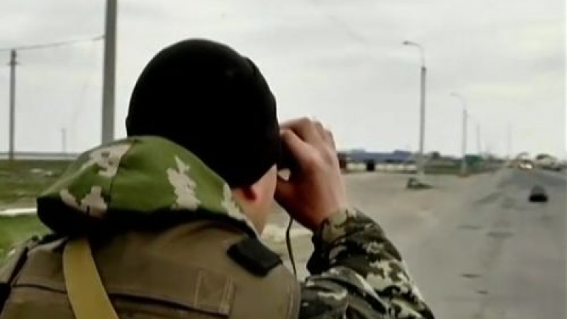 Украйна се окопава по границата с Русия, охраната е увеличена десетократно (ВИДЕО)