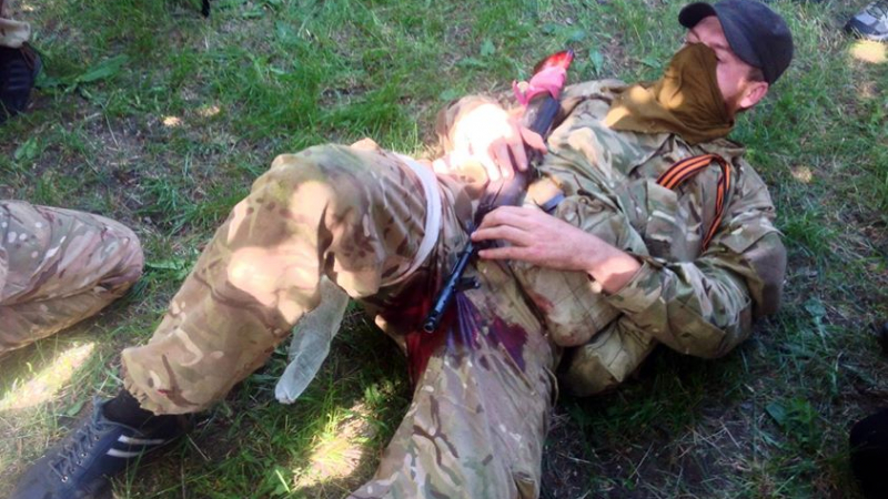 Жестоки боеве в Донецк, има загинали мирни граждани (СНИМКИ/ВИДЕО 18+)