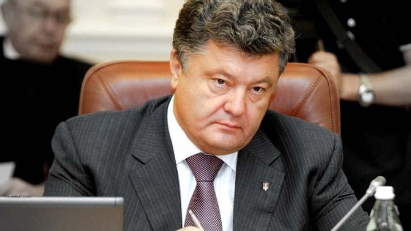 Порошенко ще воюва с опълченците, оставя Яценюк за премиер