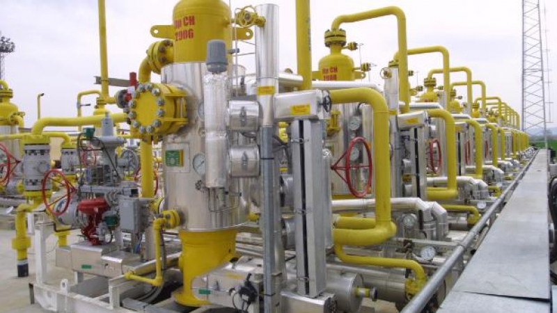 България с газ за стотина дни, ако днес в 9 часа &quot;Газпром&quot; спре доставките за Украйна