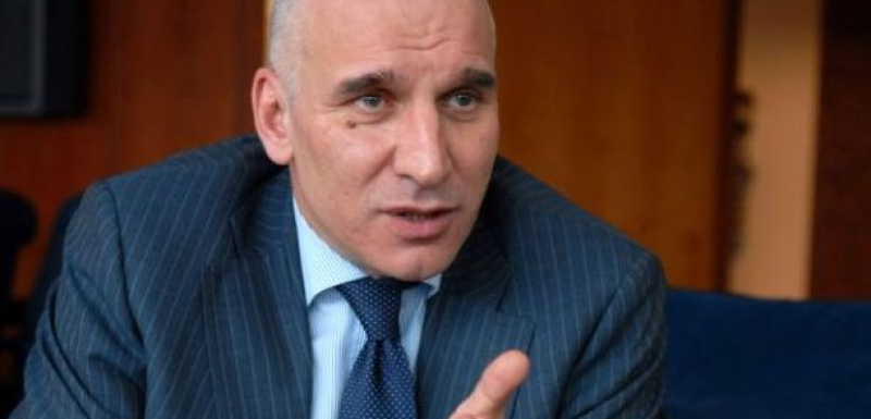 Левон Хампарцумян, който сдаде шефското място в УниКредит Булбанк, обяви какво се случва в България и иде ли  нова финансова криза