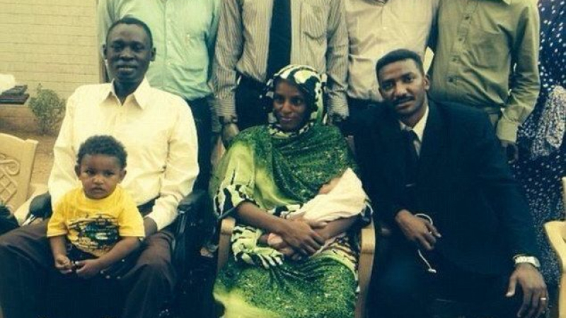 Майката-християнка от Судан е обвинена във фалшификации