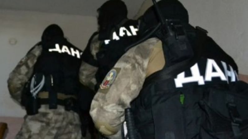 ДАНС потвърди новината на БЛИЦ: Има втори задържан за действия срещу банковата стабилност