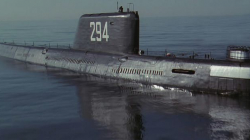 4.7.1961 г.: Съветската подводница К-19 търпи ядрена авария, 8 души умират от радиация