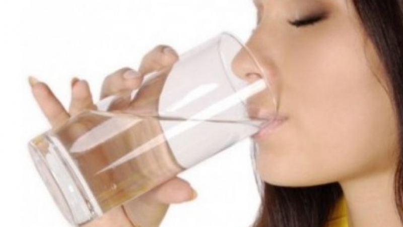 Японците лекуват 20 болести с пиене на топла вода
