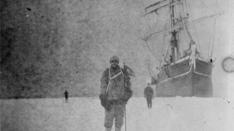 Откриха 100-годишни негативи в антарктически лед 