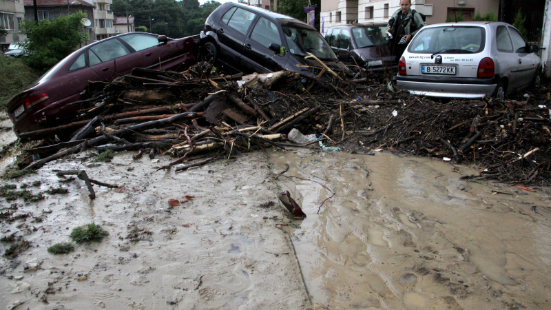 Сектанти плашат Варна: Наводнението е наказание свише!