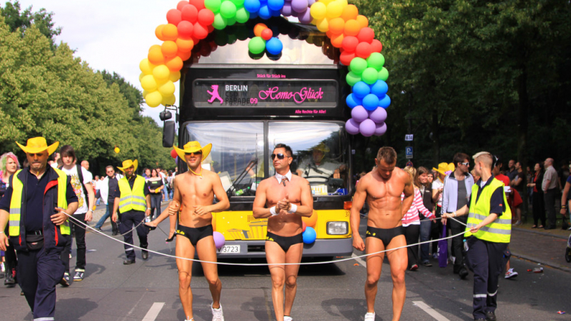 700 000 души се включиха в гей парада в Германия