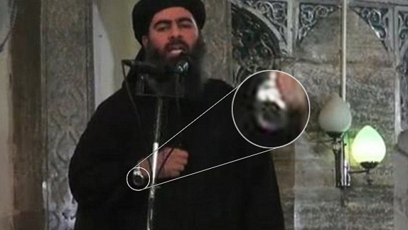Халиф Багдади напътства мюсюлманите по света с часовник за хиляди долари (СНИМКИ)