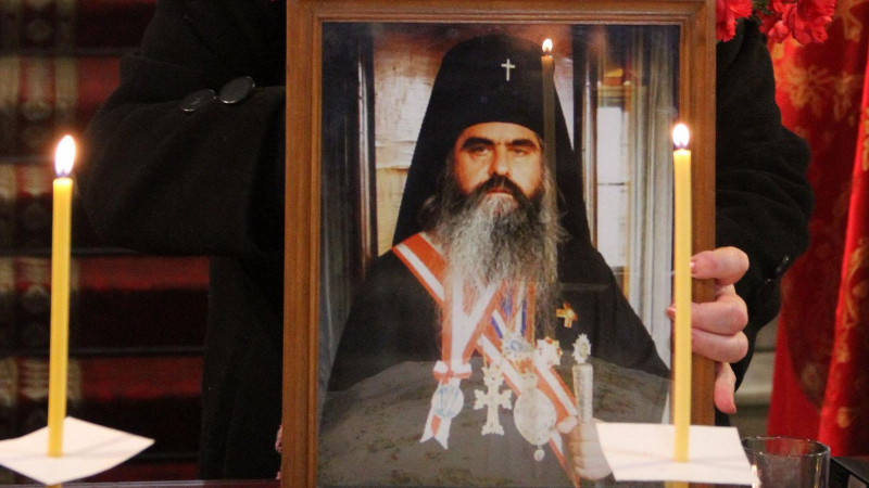 С панихида почетоха годишнината от смъртта на митрополит Кирил