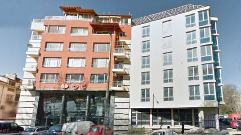Маскирани щурмуваха хотела на Цар Киро в центъра на Пловдив
