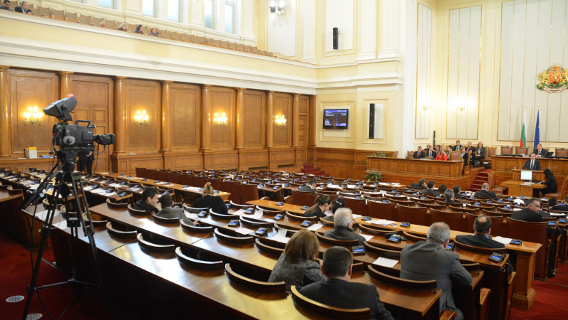 За първи път: Парламентът не успя да обори вето на президента 