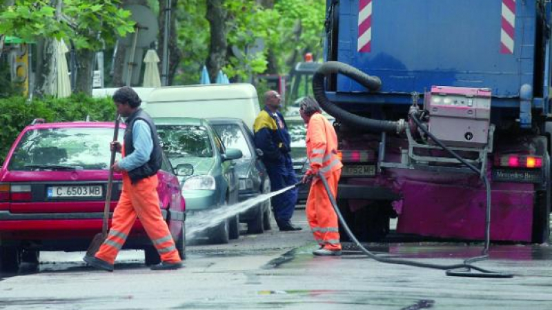 Вижте кои улици на София ще се мият тази седмица