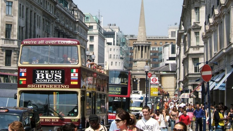 &quot;Оксфорд стрийт&quot; в Лондон е №1 по най-мръсен въздух в света