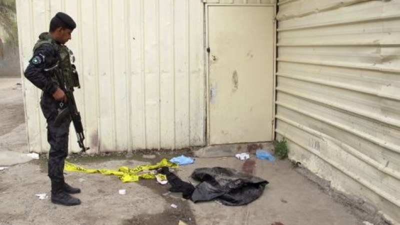 Въоръжени нахлуха в жилищен блок и разстреляха 20 жени, нарочени за проститутки