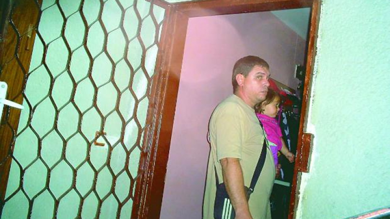 Съпругът на нахапаната от питбул се грижи за 3 деца и тъст инвалид