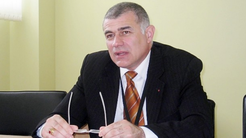 Министър Гьоков каза какво ще се случи с цената на хляба у нас