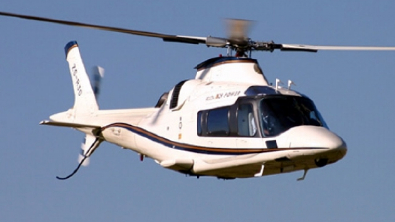 Хеликоптер изкара акъла на плажуващите в Поморие