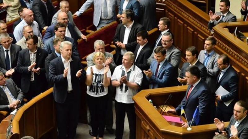 Кличко нанесе кроше по властта в Киев, &quot;Удар&quot; излиза от управляващата коалиция 