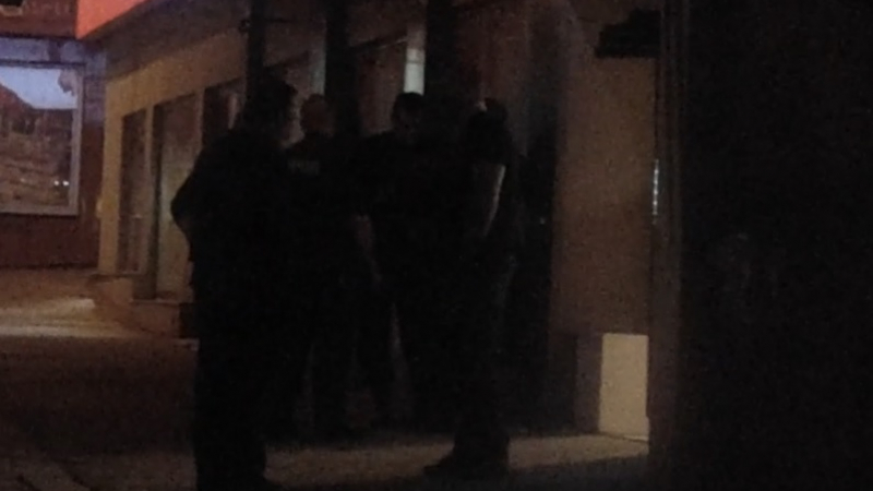 Първо в БЛИЦ: Въоръжени обраха „Пикадили” на бул. „Дондуков”