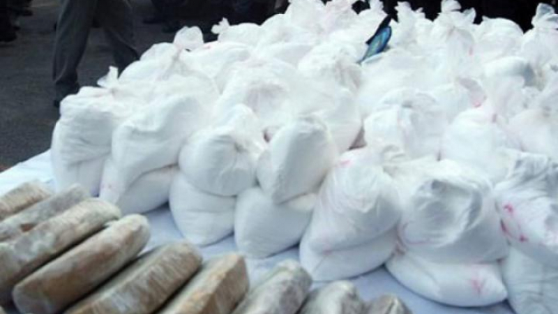 Полицай открадна 52 килограма кокаин от участък 
