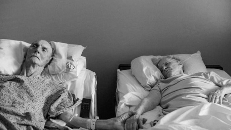 Трогателно: Баба и дядо умряха заедно след 62 години брак 