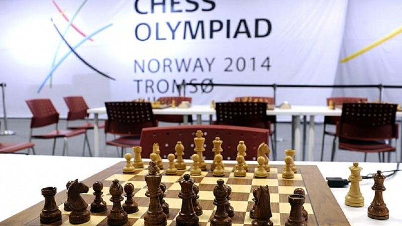 Двама шахматисти починаха на турнир