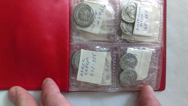 Описвали върху кондоми крадените антики от акцията на ДАНС